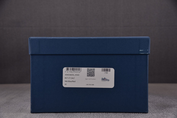 DIO* SNEAKERS B57 T5700-118