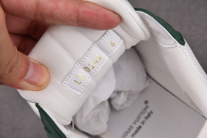 l&v snekaers l0000132