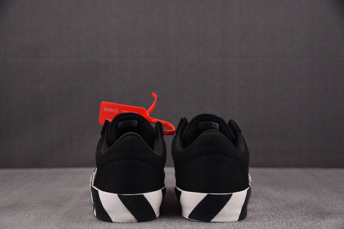 OFW Sneakers OW10049