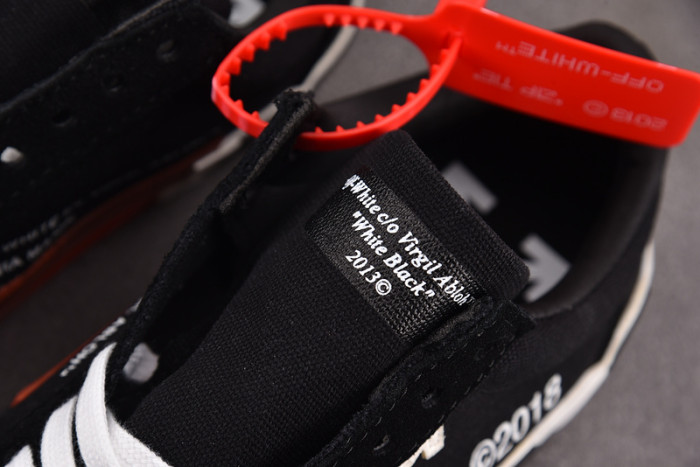 OFW Sneakers OW10049