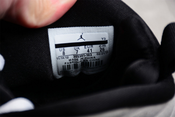 air jordan 8 retro bugs bunny 305381-103