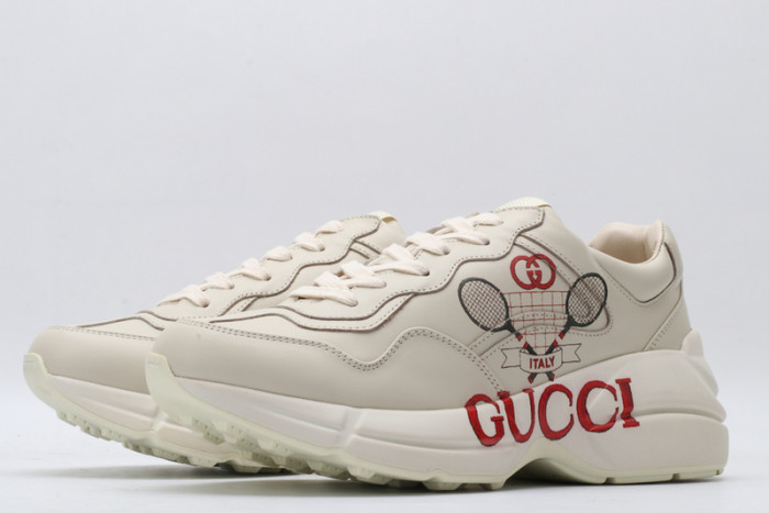 G*u*i* trainer sneaker8