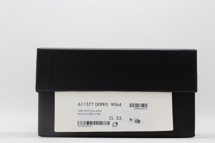 G*u*i* trainer sneaker41