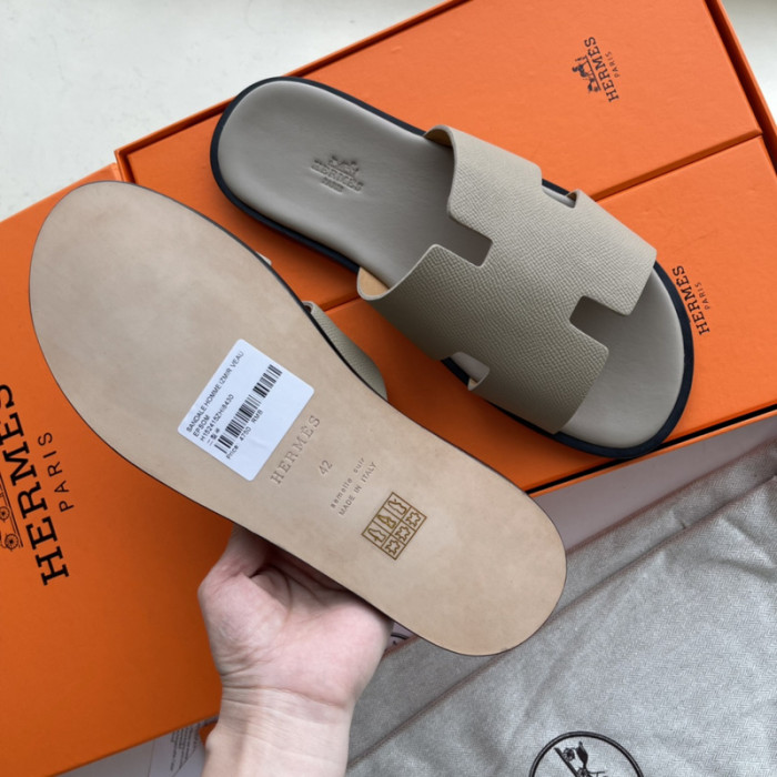 Herme* Sandal57