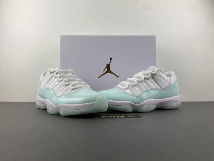 Air Jordan 11 Retro Low Igloo AH7860-103