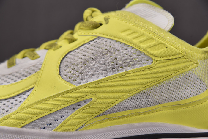 SNEAKER STAPLER 7000012