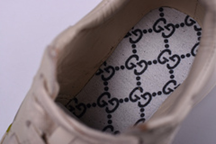 g*u*i logo rhyton vintage trainer sneaker