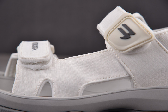 balenciag* sandal 38